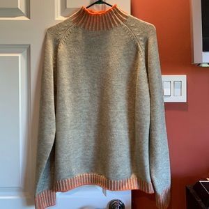 Women’s sweater